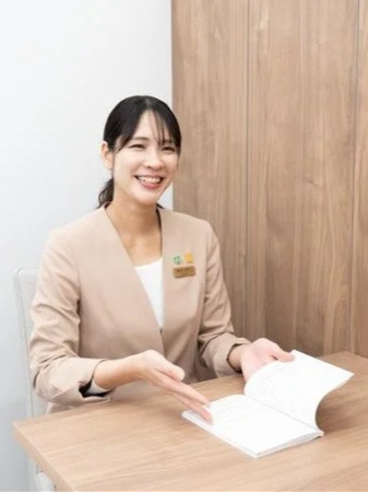 婚活カウンセラー・藤城