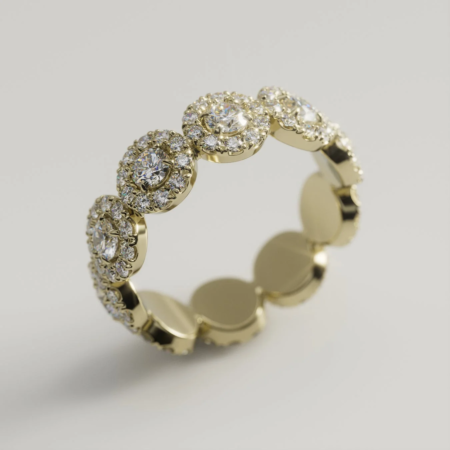 ダイヤモンドが埋め込まれた豪華なリング