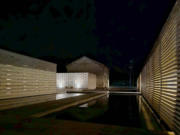 那須・芦野 石の美術館の夜の建築