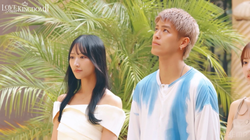 たいじゅともえの屋外デートシーン