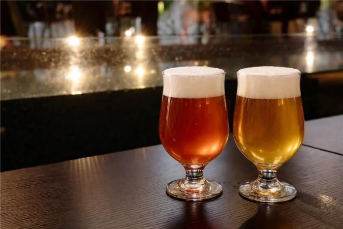 ビールグラスのクローズアップ