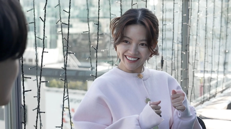 笑顔の徳本夏恵さん