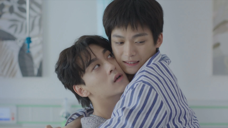 カップル、抱擁、病院