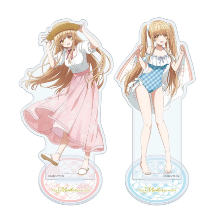 金髪の女性アニメキャラクターのアクリルスタンドが2体
