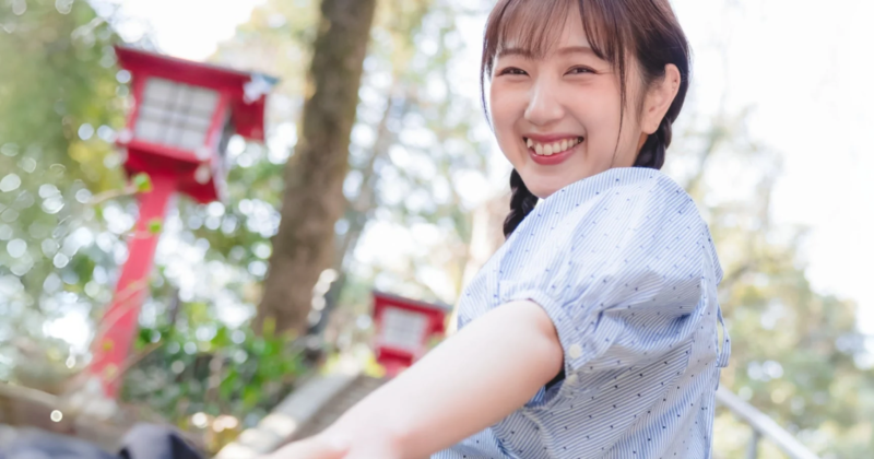 笑顔の女性